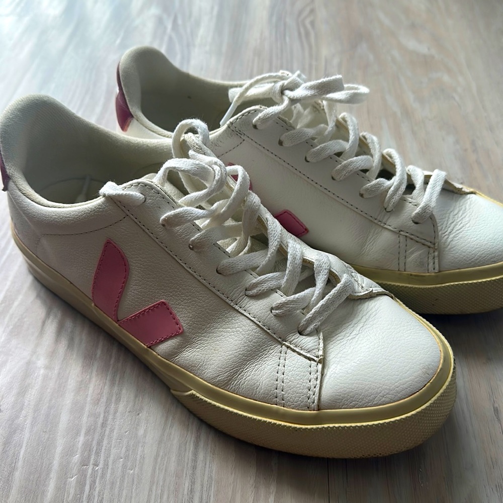 Veja sneakers
